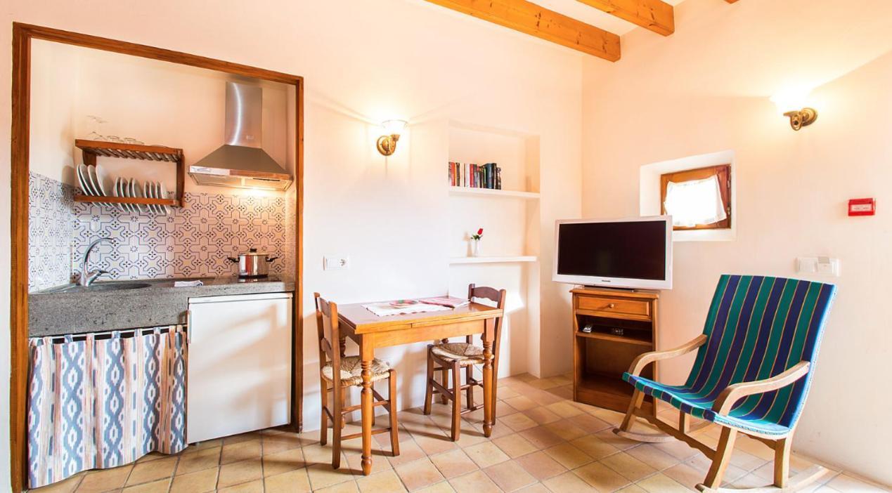 Finca Hotel Ses Cases Noves Sant Llorenc Des Cardassar Bagian luar foto