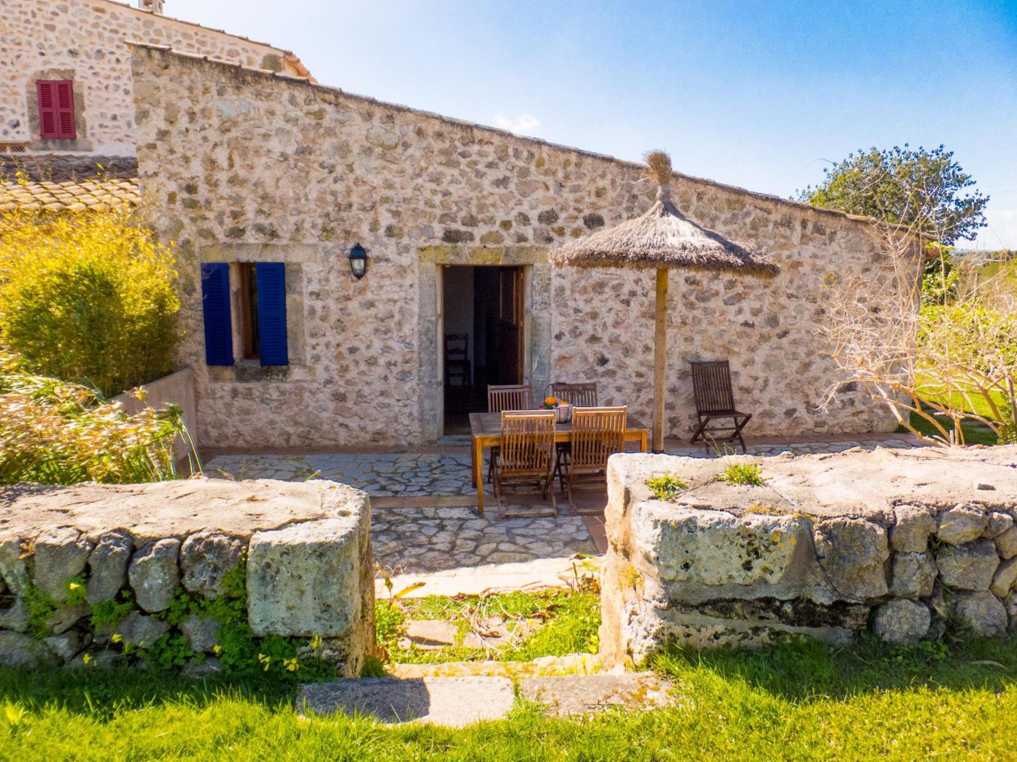 Finca Hotel Ses Cases Noves Sant Llorenc Des Cardassar Ruang foto